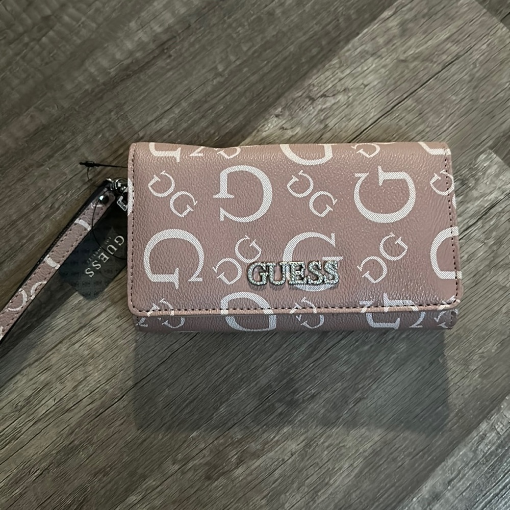 Women’s Guess Wallet